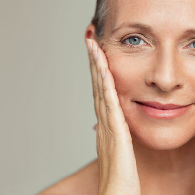 5 Home Remedies to Reduce Signs of Aging